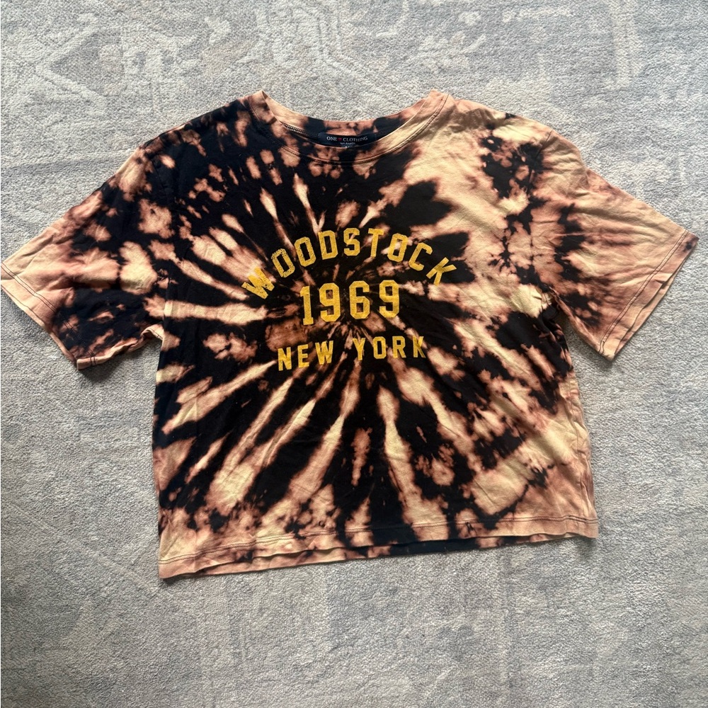 Woodstock 1969 Custom Tie-Dyed Boxy Crop Top T-Shirt